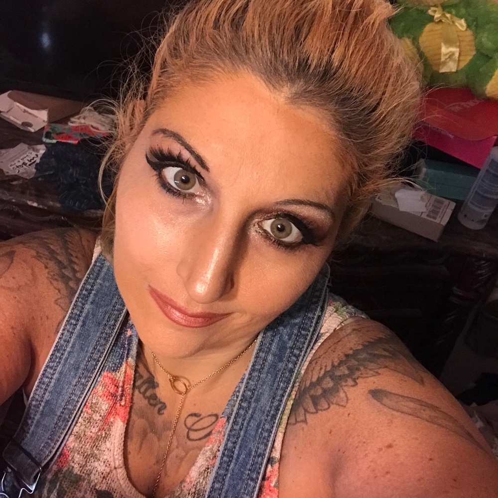 Meet your Posher, Misty